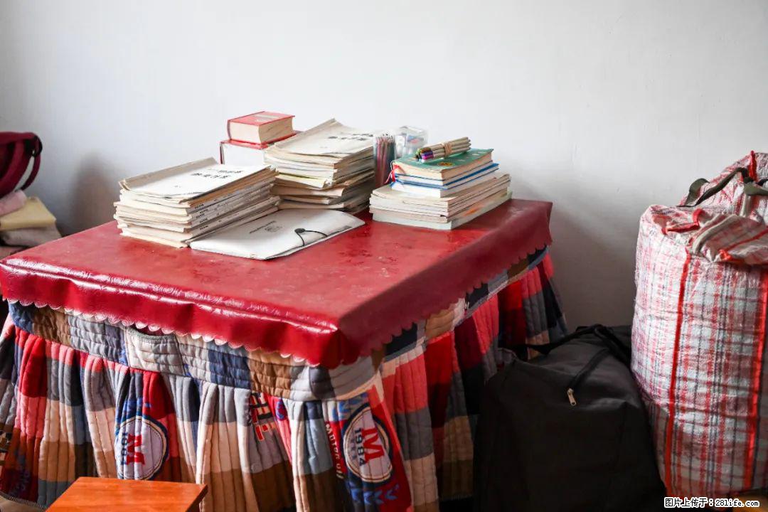 全网追的“扁担女孩”，找了一份暑假工，时薪12元 - 遵义生活资讯 - 遵义28生活网 zunyi.28life.com